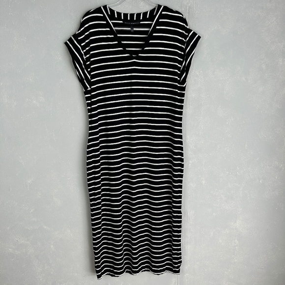 White House Black Market Dresses & Skirts - White House Black Market size L easy t-shirt midi dress black white striped